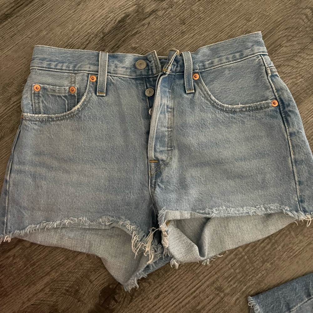 Levi’s light wash jean shorts